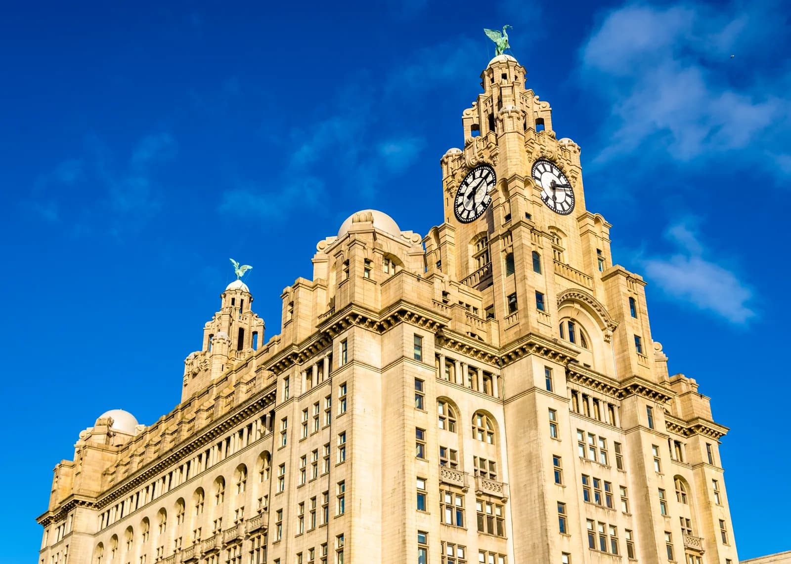 Liverpool Overnight - Gallery Image 1